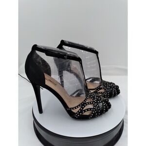 PERTON-12 by Anne Michelle, T-Strap Pump 5" heel size 6